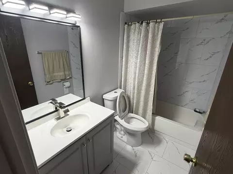 495 Mchenry Rd #1B, Wheeling, IL 60090 photo 5
