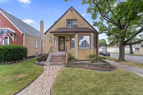 5300 S Narragansett Ave, Chicago, IL 60638