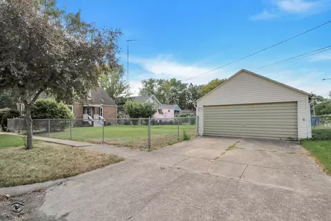 Exterior - 509 W Williams St, Kankakee, IL 60901 photo 3 of 4
