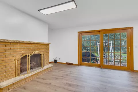 Living - 1177 Meadow Ln, Elgin, IL 60123 photo 1 of 2