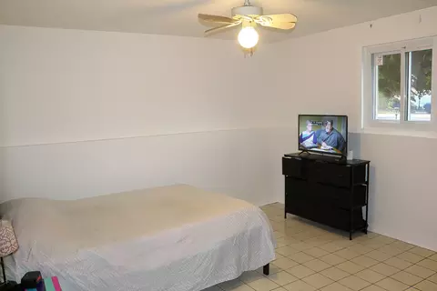 Bedroom - 409 E Cherry Hl, Addison, IL 60101 photo 5 of 6