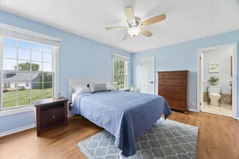Bedroom - 2174 Stirrup Ln, Wheaton, IL 60189 photo 1 of 1