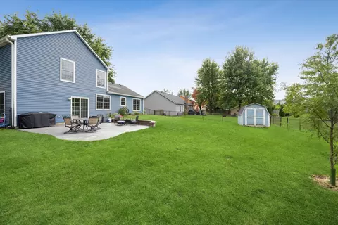 Exterior - 2174 Stirrup Ln, Wheaton, IL 60189 photo 2 of 2
