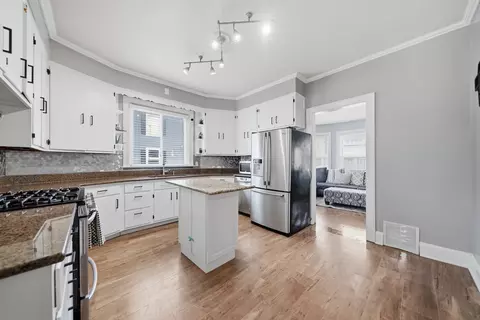 Kitchen - 483 Barrett St, Elgin, IL 60120 photo 1 of 2