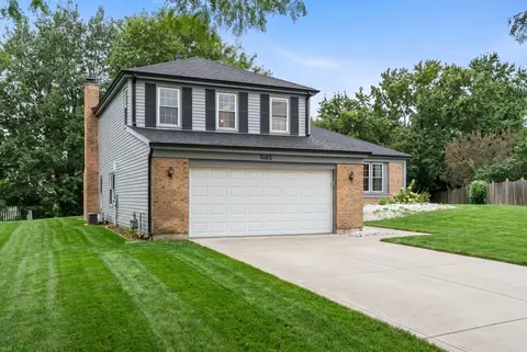 Exterior - 1465 Jasper Dr, Wheaton, IL 60189 photo 2 of 5