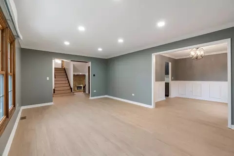 Living - 1465 Jasper Dr, Wheaton, IL 60189 photo 3 of 7