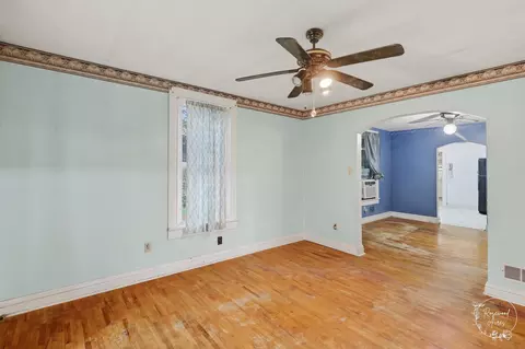 Living - 104 E Cleveland St, Cullom, IL 60929 photo 4 of 5