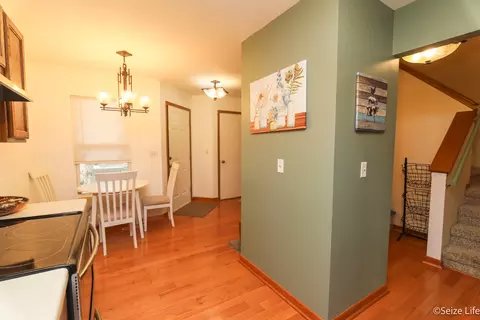 Entry Way - 421 Johnson St #421, Marengo, IL 60152 photo 1 of 1