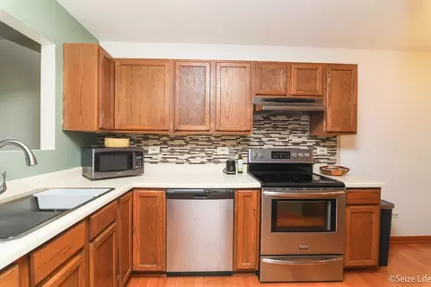 Kitchen - 421 Johnson St #421, Marengo, IL 60152 photo 1 of 3