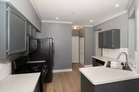 Kitchen - 1505 Spaulding Rd, Bartlett, IL 60103 photo 3 of 5