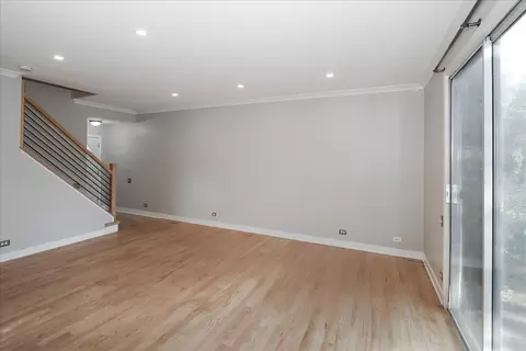 Living - 1505 Spaulding Rd, Bartlett, IL 60103 photo 1 of 4