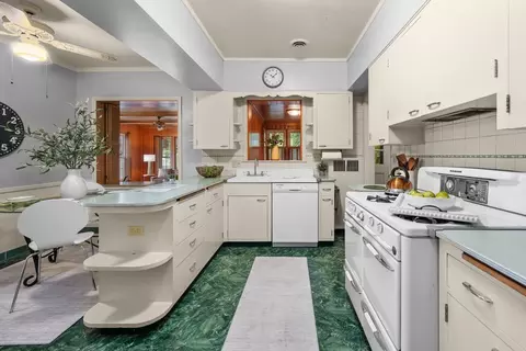 Kitchen - 2601 12th St, Moline, IL 61265 photo 2 of 5