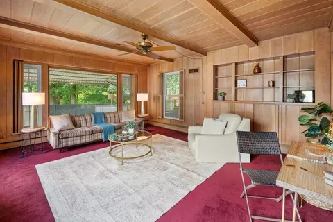 Living - 2601 12th St, Moline, IL 61265 photo 3 of 6