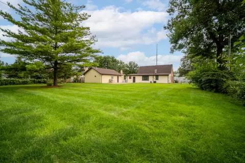 Exterior - 1700 Pratt St, Des Plaines, IL 60018 photo 6 of 6