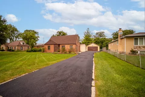 Other - 1700 Pratt St, Des Plaines, IL 60018 photo 1 of 4