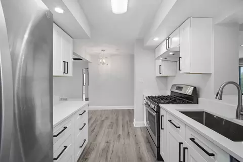 Kitchen - 1700 Pratt St, Des Plaines, IL 60018 photo 3 of 3