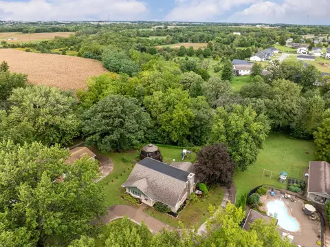 3120 Allen St, Muscatine, IA 52761