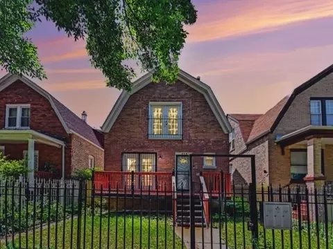Undisclosed, Chicago, IL 60651