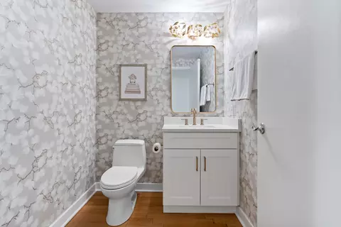 Bath - 250 E Pearson St #1002, Chicago, IL 60611 photo 1 of 3