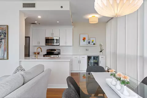 Kitchen - 250 E Pearson St #1002, Chicago, IL 60611 photo 1 of 3