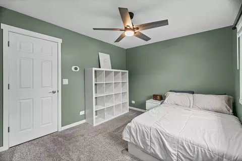 Bedroom - 5216 Palm St, Mchenry, IL 60051 photo 6 of 6