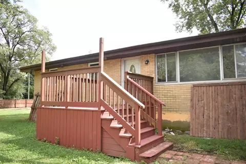 Exterior - 1400 Eunice Ave, Joliet, IL 60433 photo 3 of 7