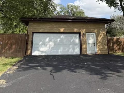 Exterior - 1400 Eunice Ave, Joliet, IL 60433 photo 4 of 7