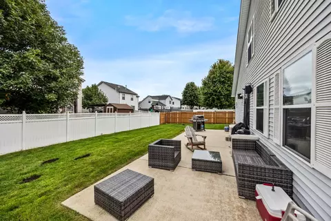 Exterior - 5509 Salma St, Plainfield, IL 60586 photo 3 of 4