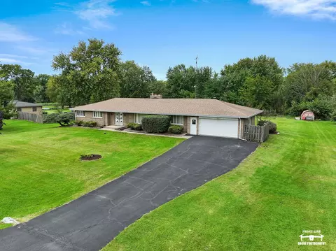 View/Area - 29 Brookside Ln, Bristol, IL 60512 photo 1 of 5