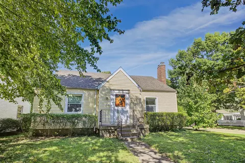 312 E Washington St, Urbana, IL 61801