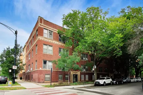 1520 W Belle Plaine Ave #3, Chicago, IL 60613