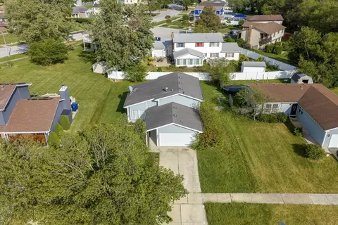 View/Area - 239 Willow Rd, Matteson, IL 60443 photo 2 of 7