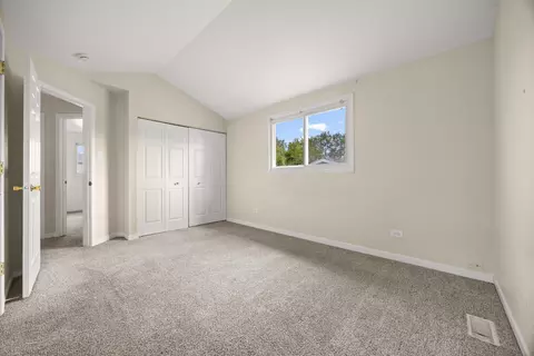 Bedroom - 239 Willow Rd, Matteson, IL 60443 photo 6 of 6