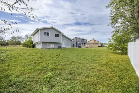Exterior - 239 Willow Rd, Matteson, IL 60443 photo 2 of 2