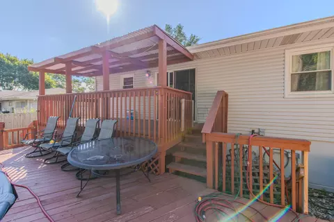 Exterior - 1430 Lantern Ln, Morris, IL 60450 photo 5 of 8