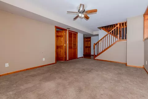 Living - 1430 Lantern Ln, Morris, IL 60450 photo 6 of 6