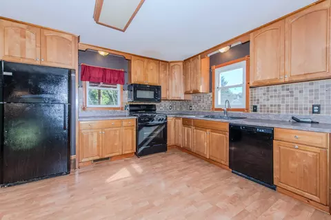 Kitchen - 1430 Lantern Ln, Morris, IL 60450 photo 1 of 1