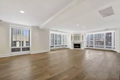 Living - 40 E Delaware Pl #1701, Chicago, IL 60611 photo 8 of 12