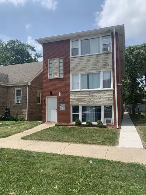 13912 S Edbrooke Ave, Riverdale, IL 60827