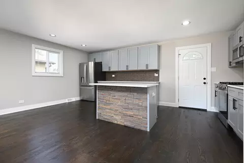 Kitchen - 16607 Paulina St, Markham, IL 60428 photo 2 of 3