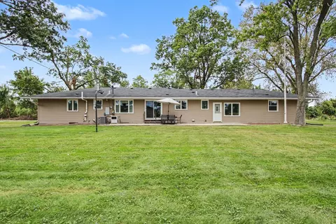 Exterior - 18517 Frontage Rd, Lansing, IL 60438 photo 8 of 13