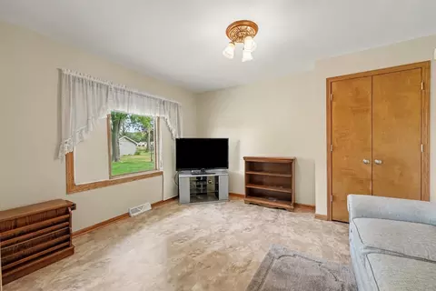 Other - 18517 Frontage Rd, Lansing, IL 60438 photo 4 of 9