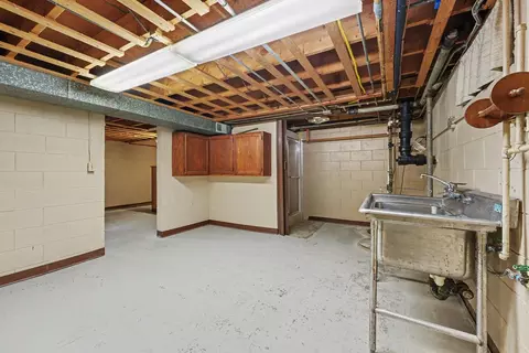 Other - 18517 Frontage Rd, Lansing, IL 60438 photo 8 of 9