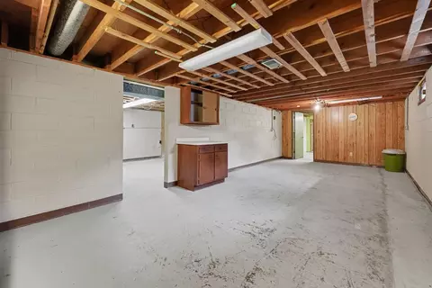 Other - 18517 Frontage Rd, Lansing, IL 60438 photo 5 of 9