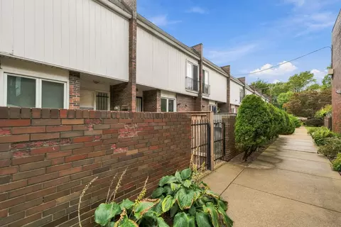 Exterior - 1174 E 53rd St, Chicago, IL 60615 photo 3 of 7