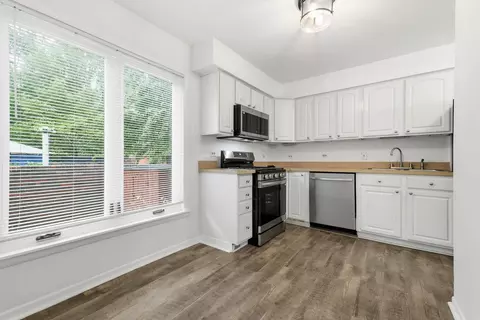 Kitchen - 1174 E 53rd St, Chicago, IL 60615 photo 3 of 3