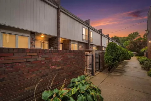 Exterior - 1174 E 53rd St, Chicago, IL 60615 photo 5 of 7