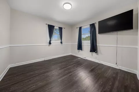 Other - 960 Becker Ln, Aurora, IL 60505 photo 6 of 12