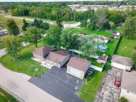 View/Area - 960 Becker Ln, Aurora, IL 60505 photo 1 of 4