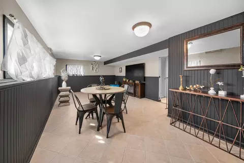 Other - 960 Becker Ln, Aurora, IL 60505 photo 9 of 12
